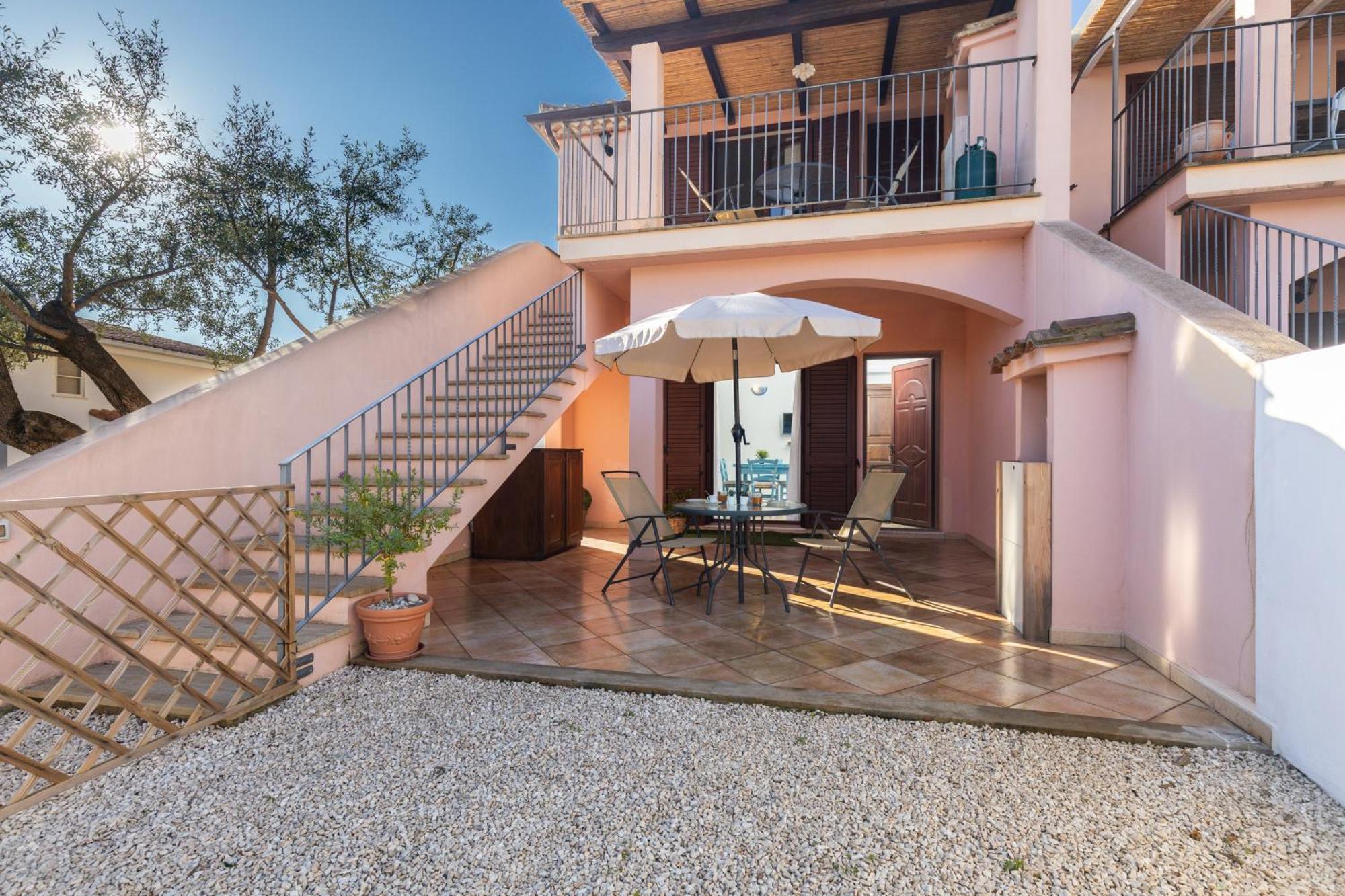 Bynos Pool - Primo Piano Appartement Santa Maria Navarrese Buitenkant foto