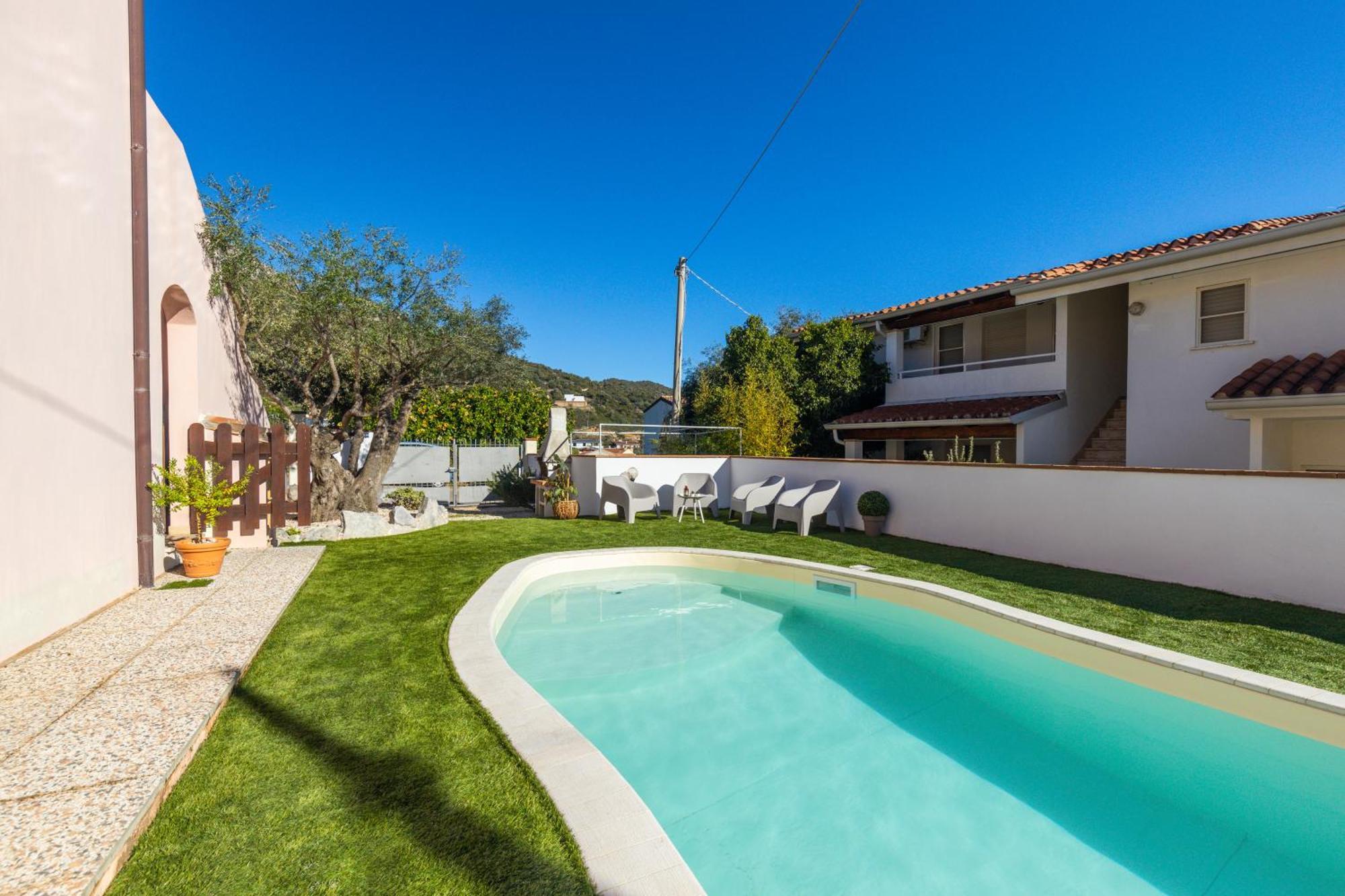 Bynos Pool - Primo Piano Appartement Santa Maria Navarrese Buitenkant foto